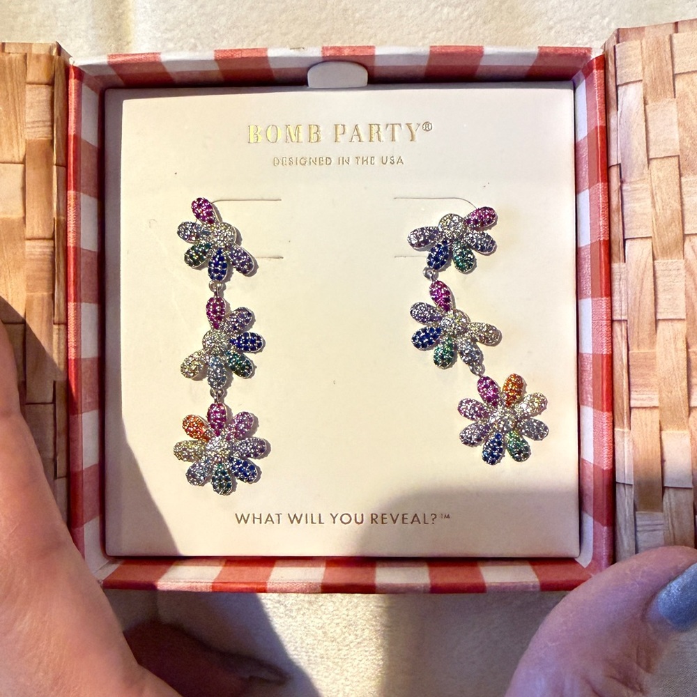 BP Dripping Daisies Flower Drop Earrings